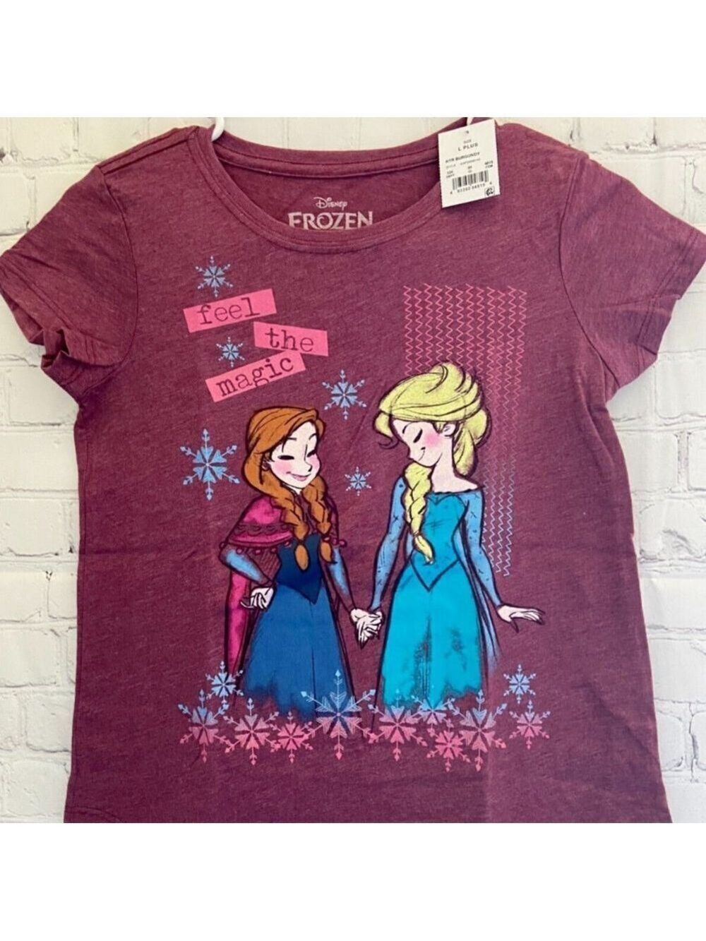 Disney Frozen T-shirt "Can you Feel the Magic" L (12) Plus NWT 🌻🚌🚸